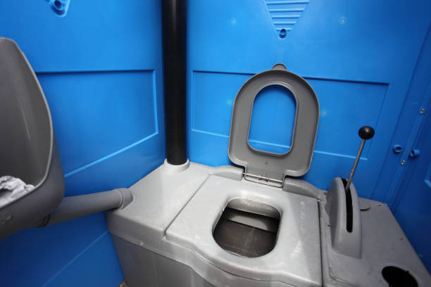 Best Portable bathroom rental  in Lauderdale, MN